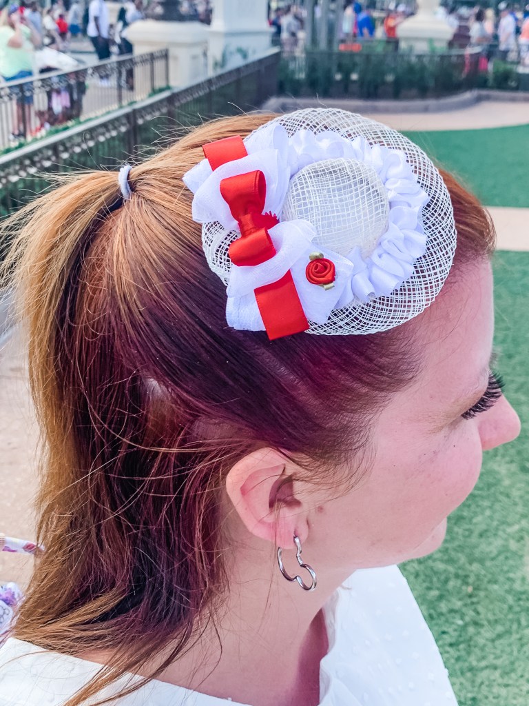 Hat & Mouse Disney Dapper Day Mary Poppins Fascinator Hat Mary Poppins Mini Hat Fascinator: Daisy & Red Bow Hair  main image 4